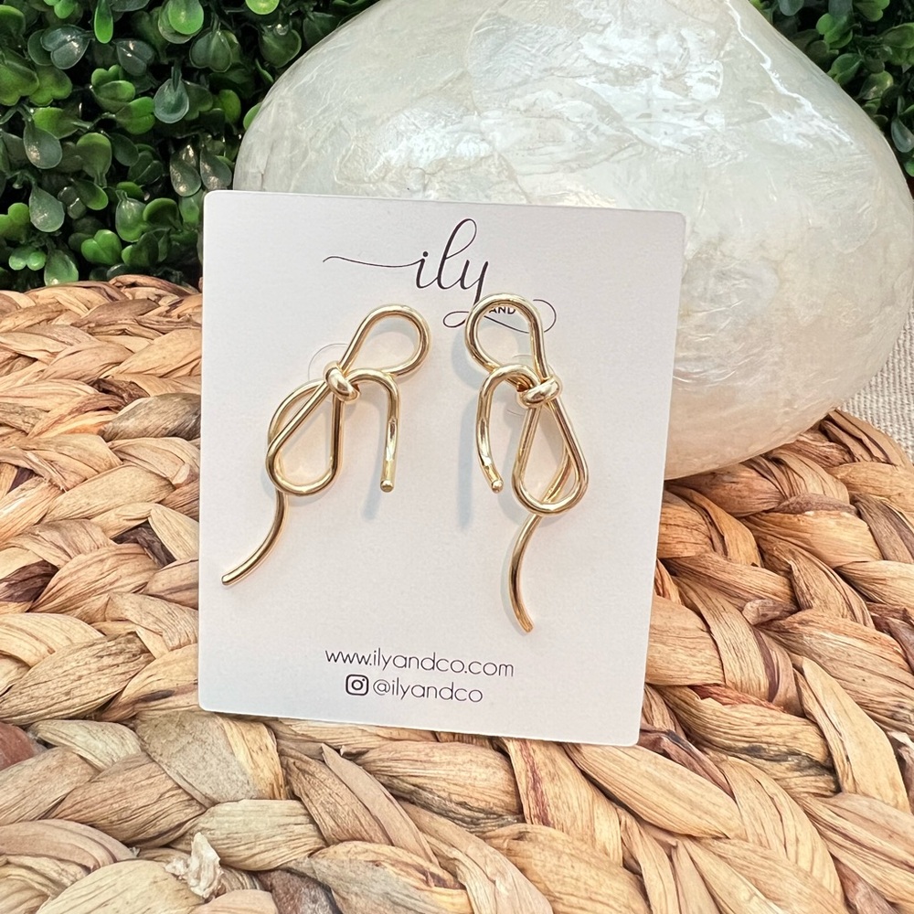 New Gold Tone Bow Earrings | Studs | Post Back | Grandmillennial | Coquette